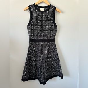 Kate Spade black & white printed sweater dress size small